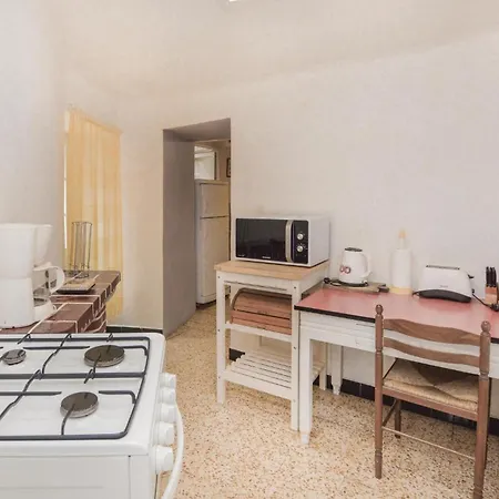 Apartamento 2 Bedroom Cozy In