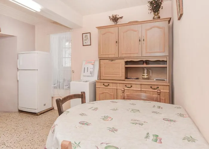 Appartement 2 Bedroom Cozy In